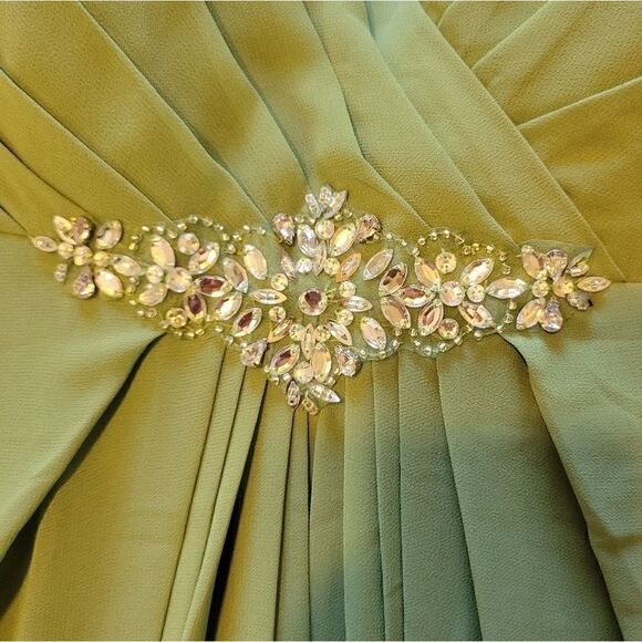 Bill levkoff gown   - Picture 6 of 11